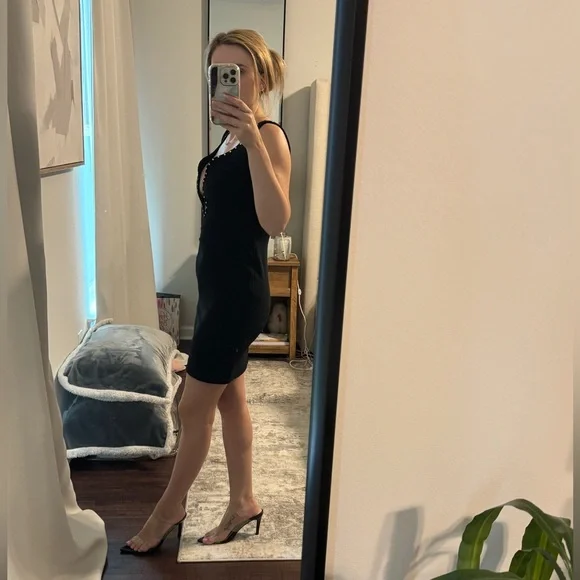 Elegant Black Studded Women's Body con Cleavage Dress - Picture 4 of 16